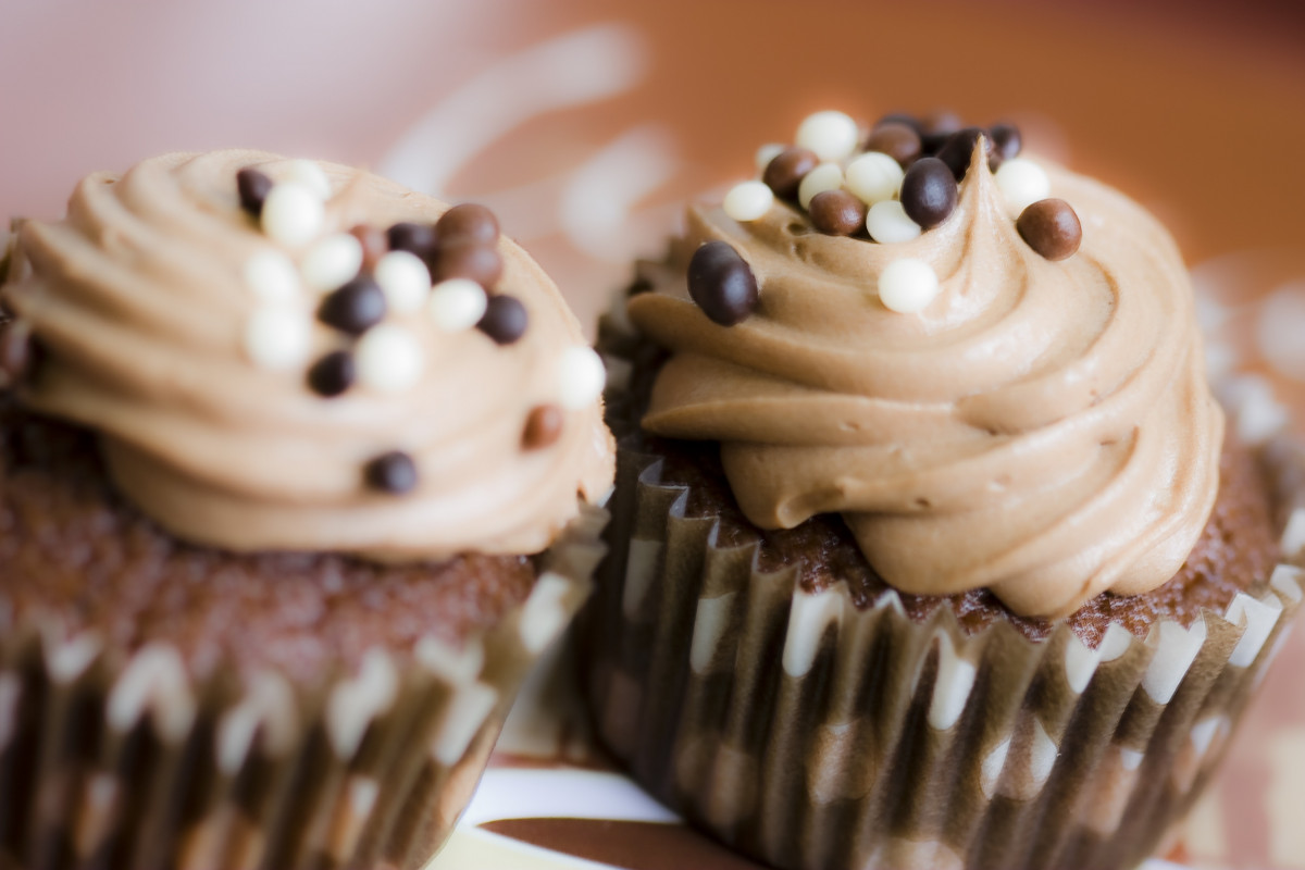 cupcake_chocolate_cake_dessert_sweet_dish_pastry_shop_cream-969408
